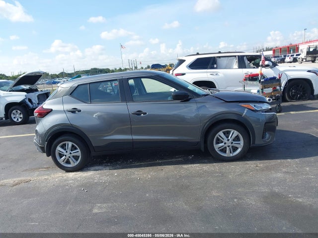 Nissan Kicks S Xtronic Cvt