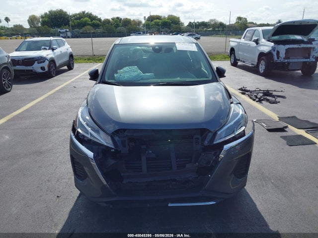 Nissan Kicks S Xtronic Cvt