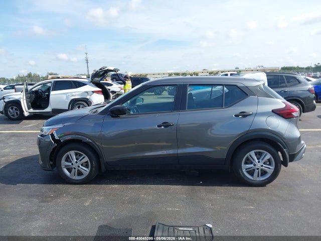 Nissan Kicks S Xtronic Cvt