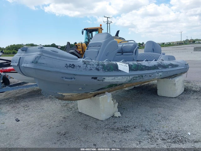 Other Highfield Sport 560 Hypalon 18