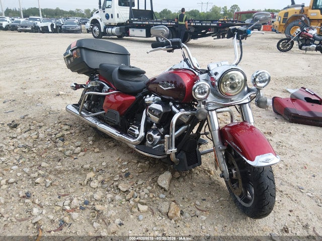 Salvage Harley-Davidson Flhr Image