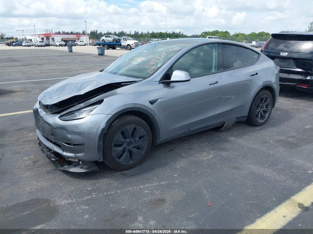 Tesla Model Y Long Range Dual Motor Rear-wheel Drive