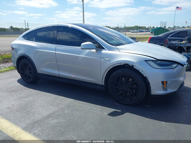 Salvage Tesla Model X Image