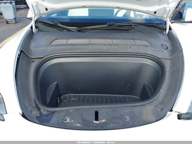 Tesla Model Y Rwd