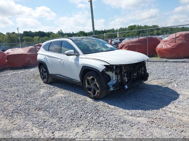 Salvage Hyundai TUCSON Image