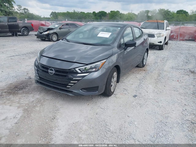 Nissan Versa 1.6 S