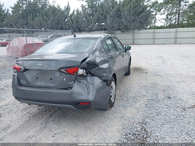 Nissan Versa 1.6 S