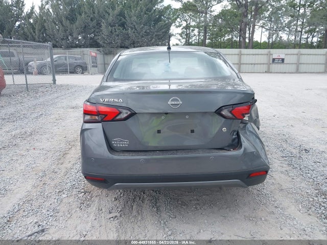 Nissan Versa 1.6 S