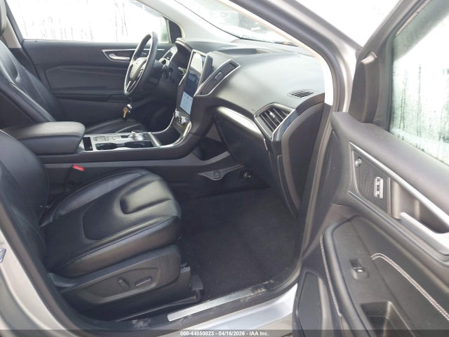 Ford Edge Titanium