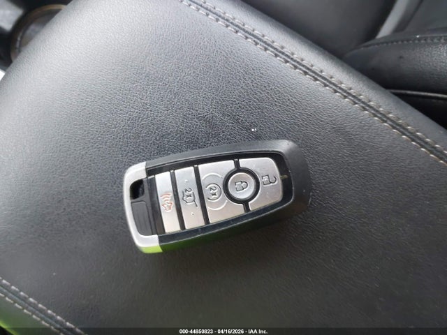 Ford Edge Titanium