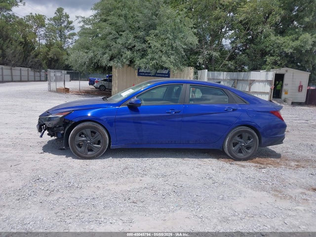 Hyundai ELANTRA Blue