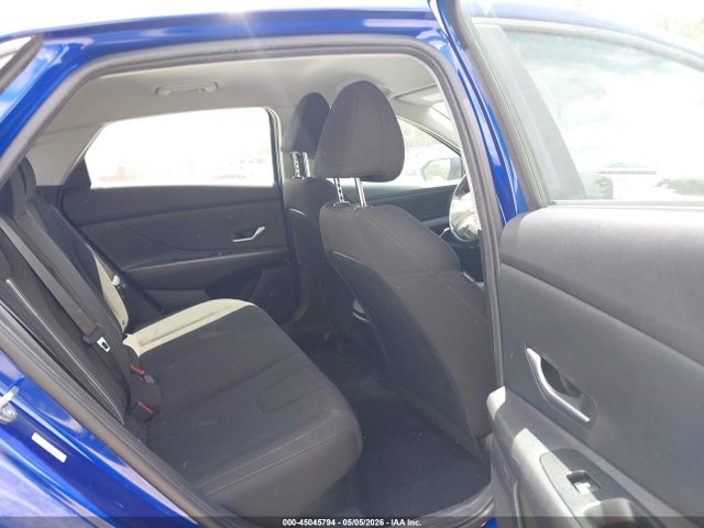 Hyundai ELANTRA Blue