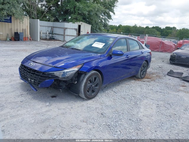 Hyundai ELANTRA Blue