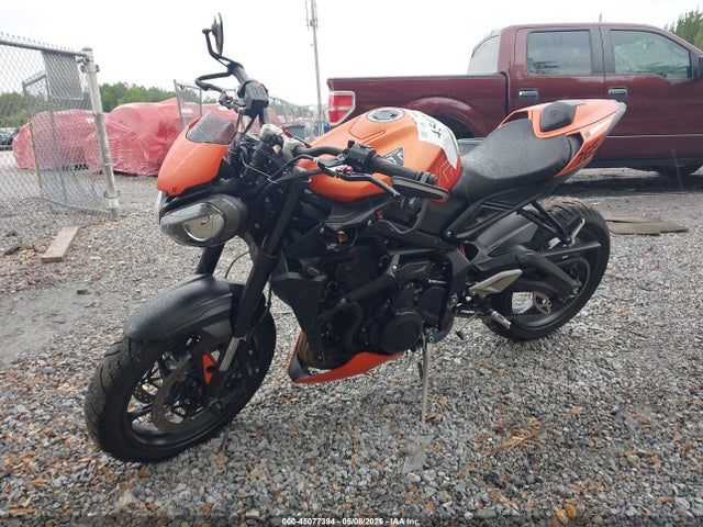 Triumph Street Triple 765 R