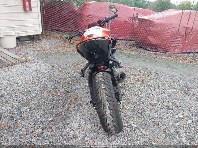 Triumph Street Triple 765 R