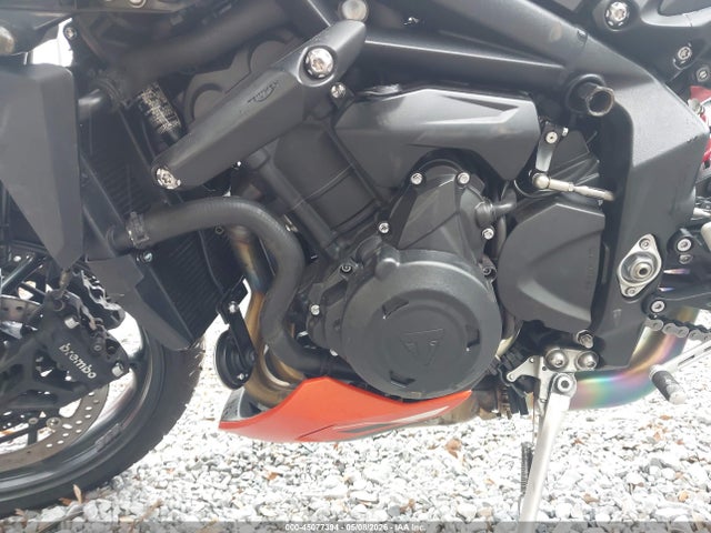 Triumph Street Triple 765 R
