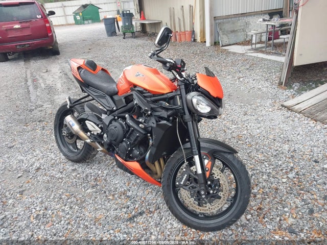 2025 Triumph Street Triple