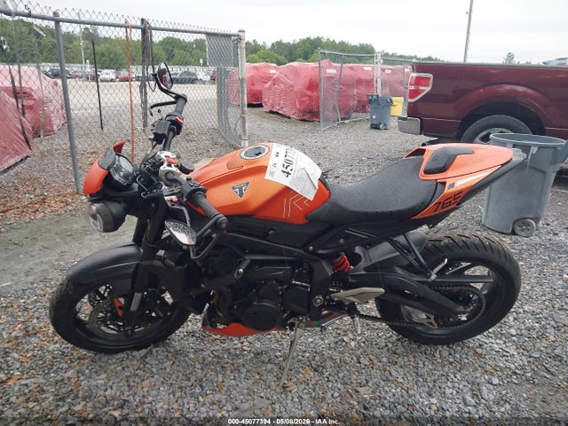 Triumph Street Triple 765 R