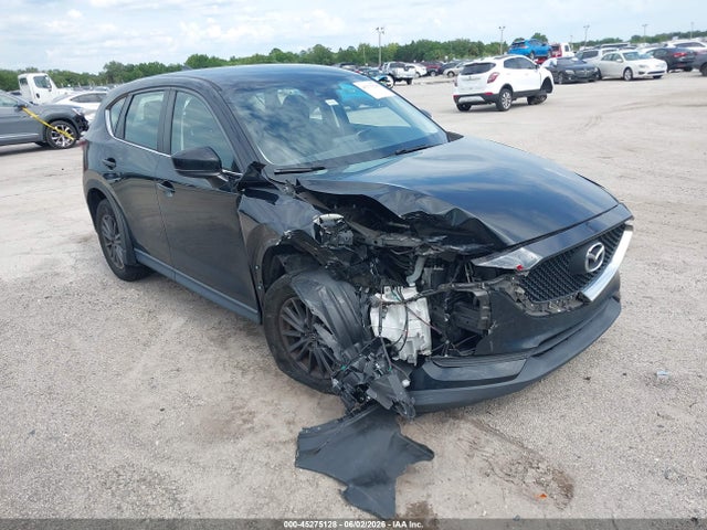 Salvage Mazda Cx Image