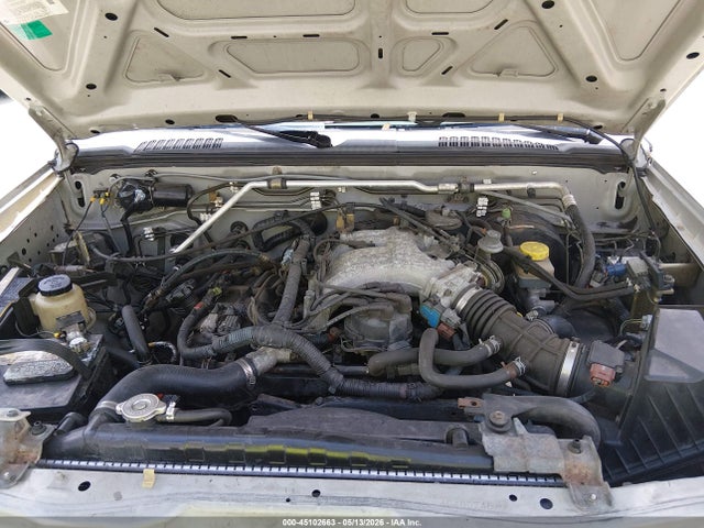 Nissan Frontier Xe-v6