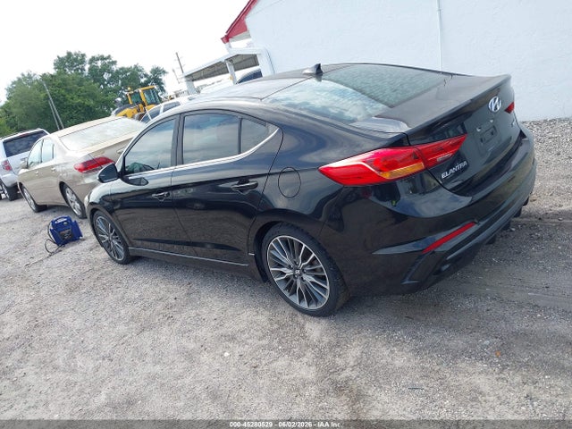 Hyundai ELANTRA Sport
