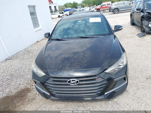 Hyundai ELANTRA Sport