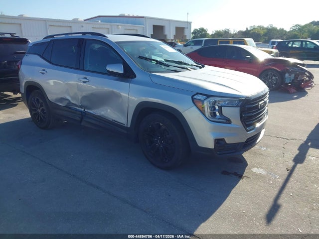 Salvage GMC Terrain Image