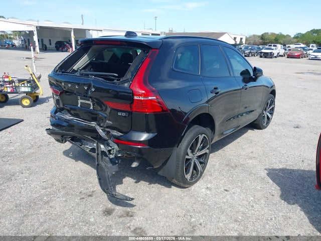 Volvo XC60 B5 Ultimate Dark Theme
