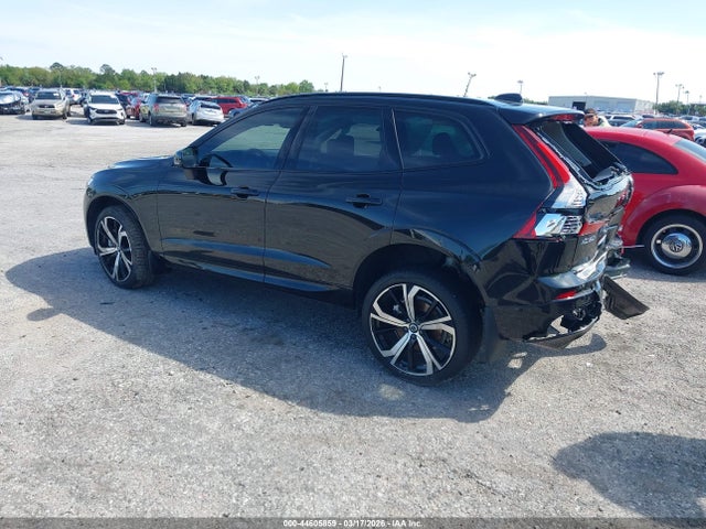 Volvo XC60 B5 Ultimate Dark Theme