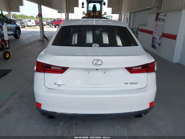 Lexus Is