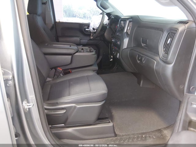 Chevrolet Silverado 1500 2wd  Short Bed Custom
