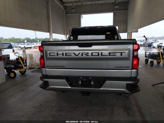 Chevrolet Silverado 1500 2wd  Short Bed Custom