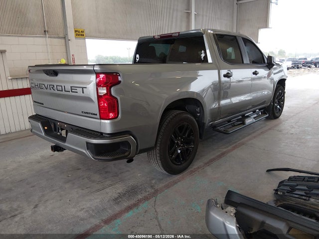 Chevrolet Silverado 1500 2wd  Short Bed Custom