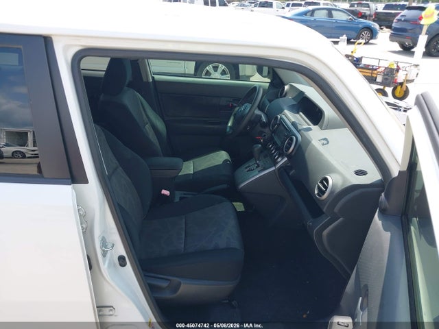 Scion xB