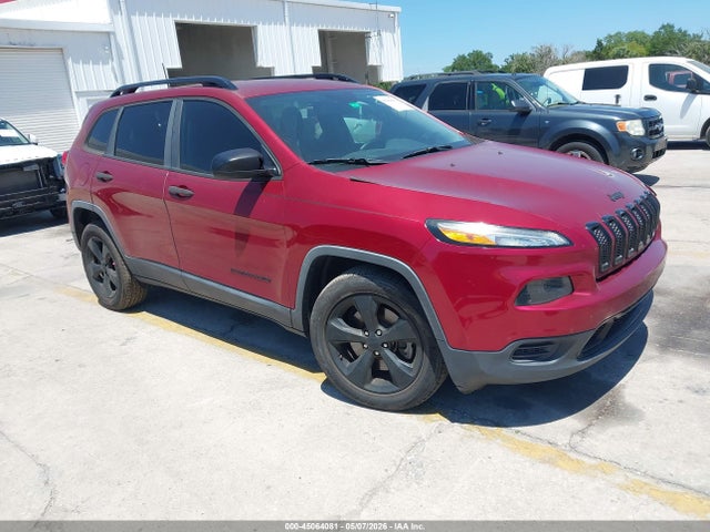 Salvage Jeep Cherokee Image