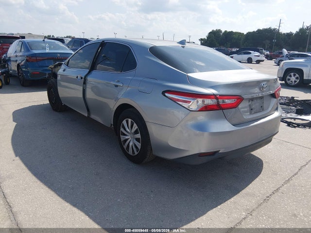 Toyota Camry L