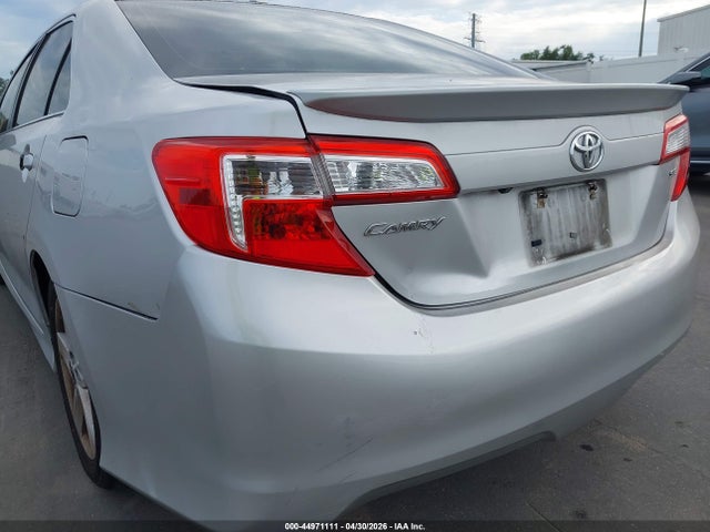 Toyota Camry Se