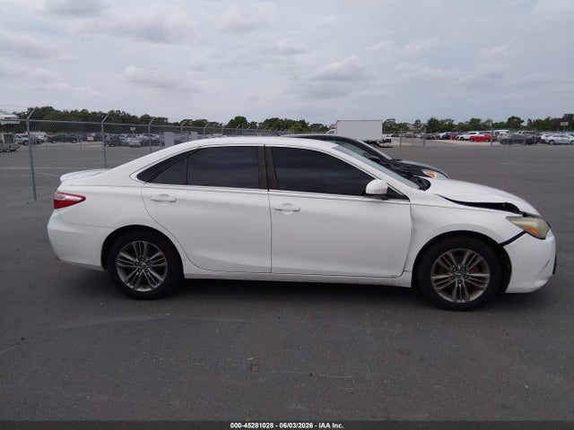 Toyota Camry Se