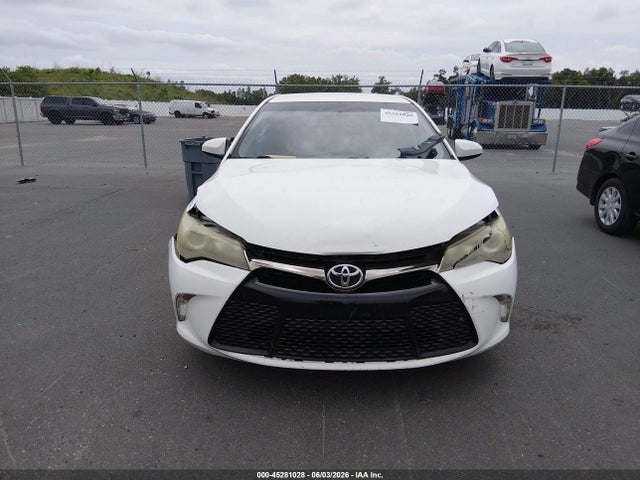 Toyota Camry Se