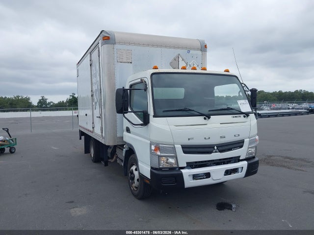 Salvage Mitsubishi Fuso Truck Fe Image