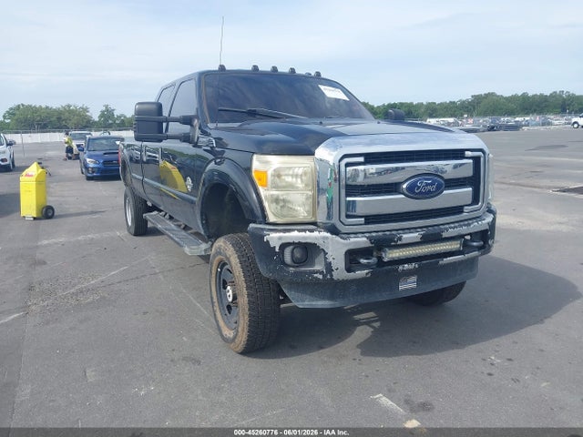 Salvage Ford F-350 Image