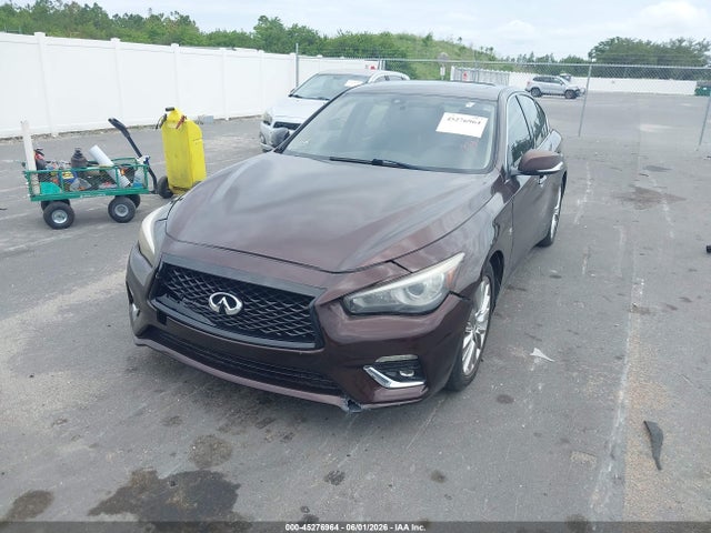 INFINITI Q50 Luxe