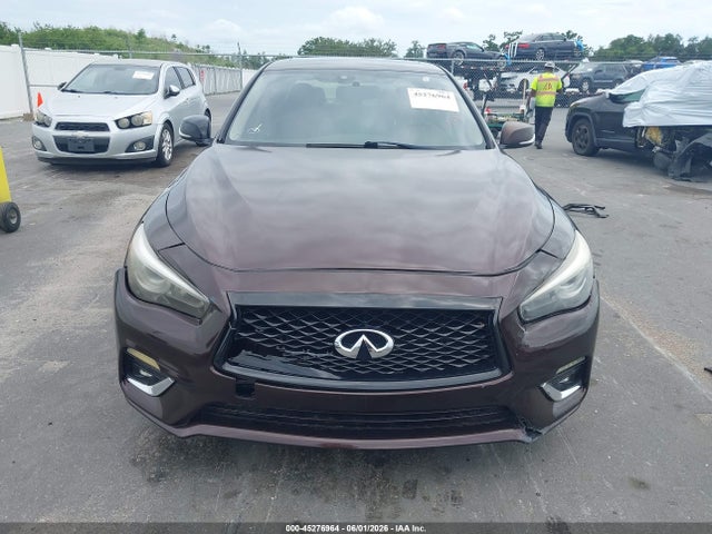 INFINITI Q50 Luxe