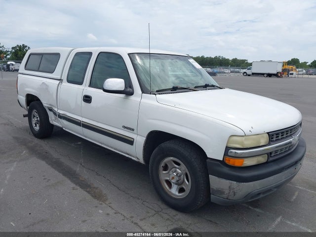 Salvage Chevrolet Silverado 1500 Image