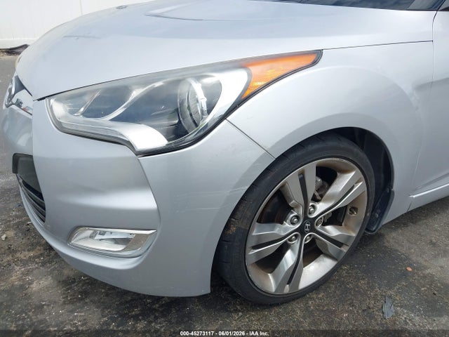 Hyundai VELOSTER