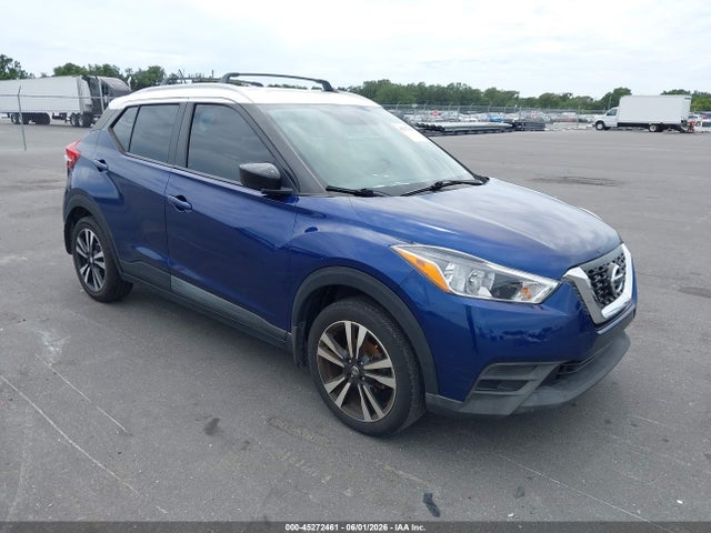 Salvage Nissan Kicks Image
