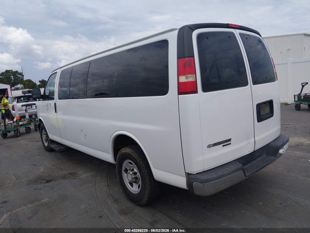 Chevrolet Express Lt