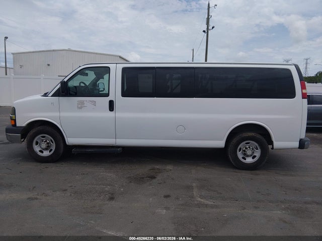 Chevrolet Express Lt