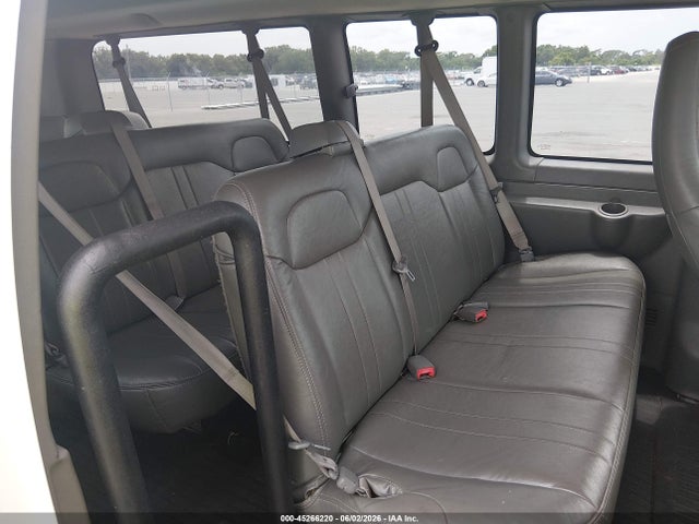 Chevrolet Express Lt