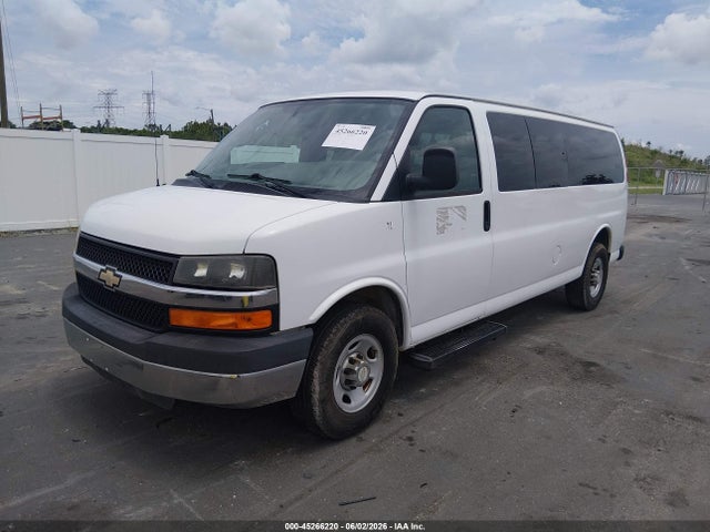 Chevrolet Express Lt